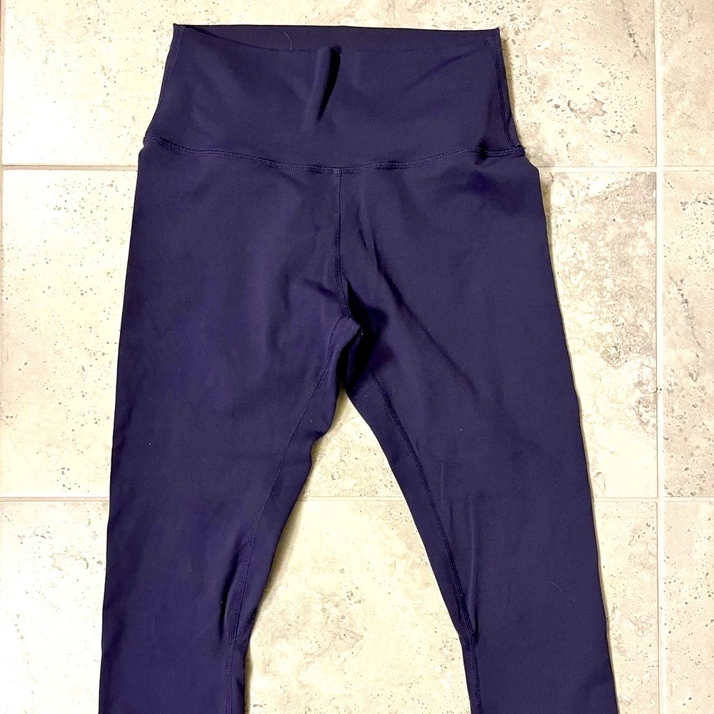 Zyia Ascend Hi-Rise Capri 20" - Navy